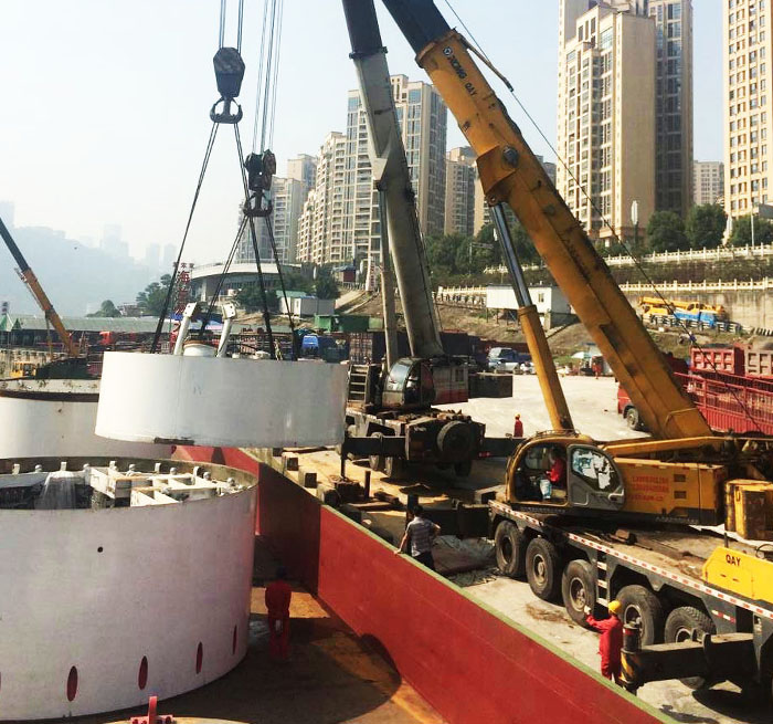 陇集汽车吊租赁吊盾构机